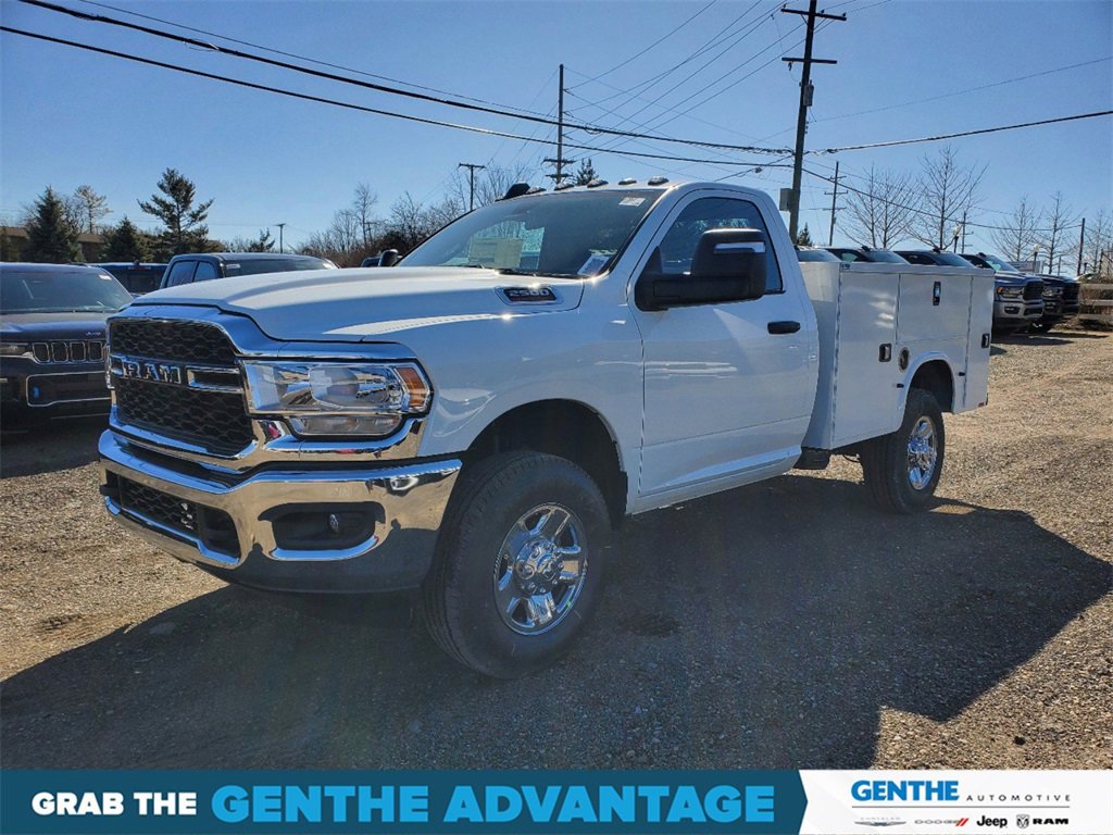 New 2024 RAM 2500 Tradesman w/ Chrome Appearance Group image 2