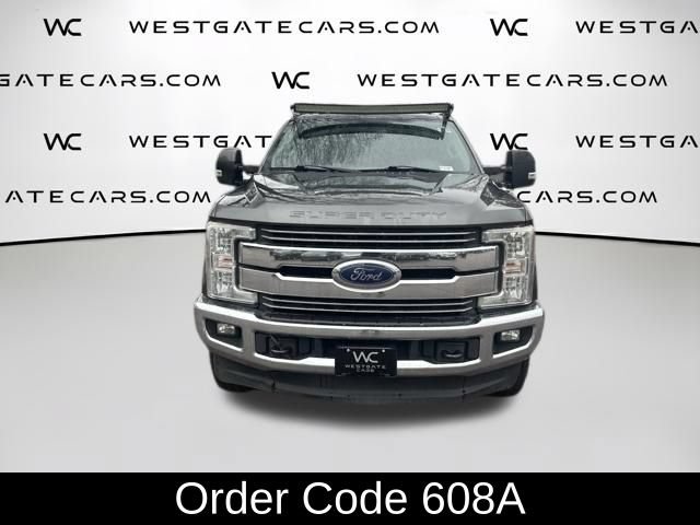 Used 2017 Ford F250 Lariat w/ Lariat Value Package AWD/4WD image 2