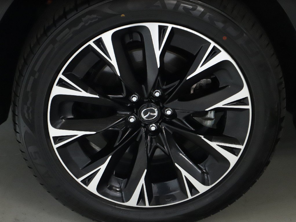 Used 2024 MAZDA CX-90 Plug-In Hybrid w/ Premium Plus AWD/4WD image 13