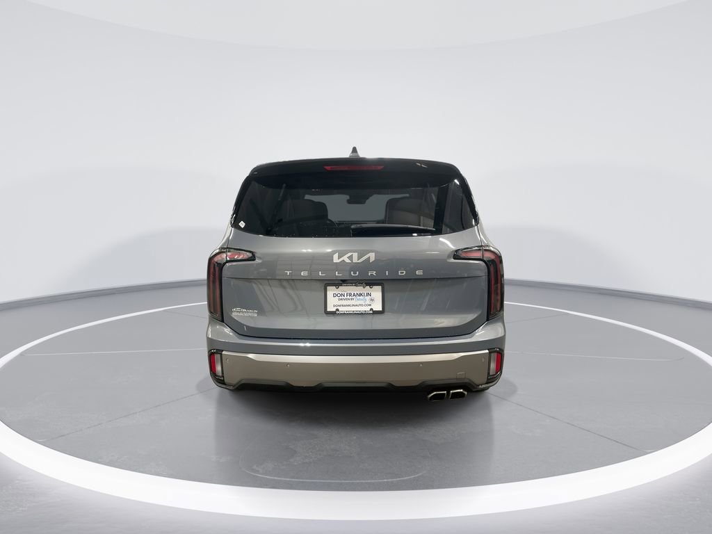 Used 2025 Kia Telluride SX w/ SX Captain's Chair Package image 7