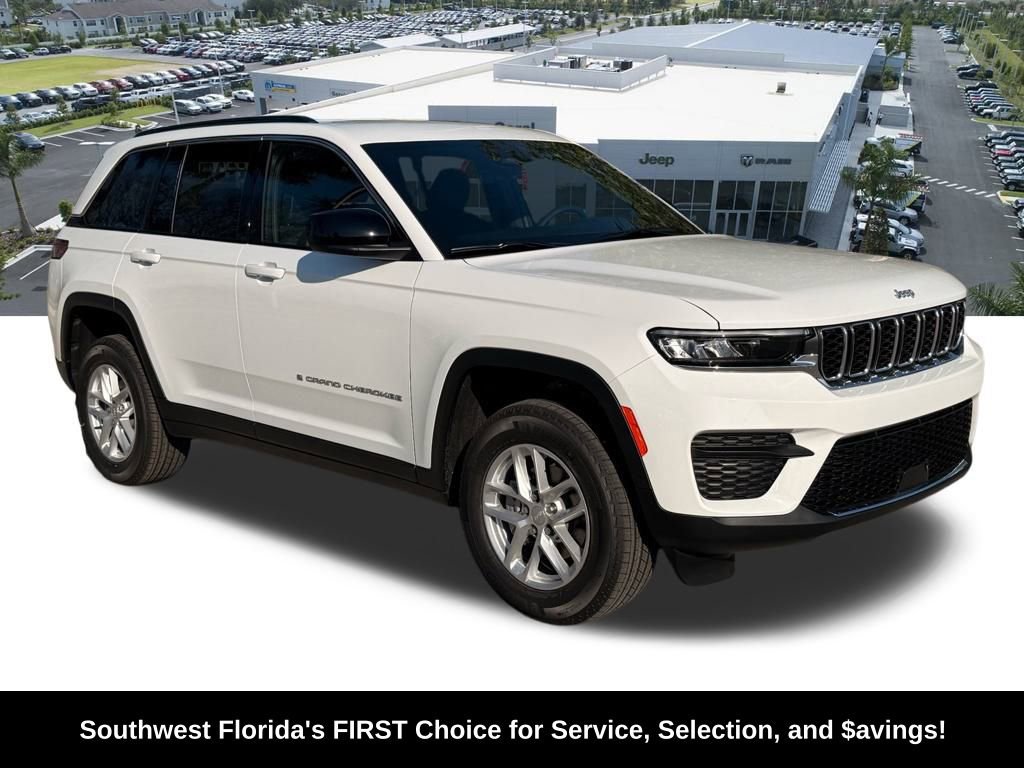 New 2026 Jeep Grand Cherokee Laredo image 2