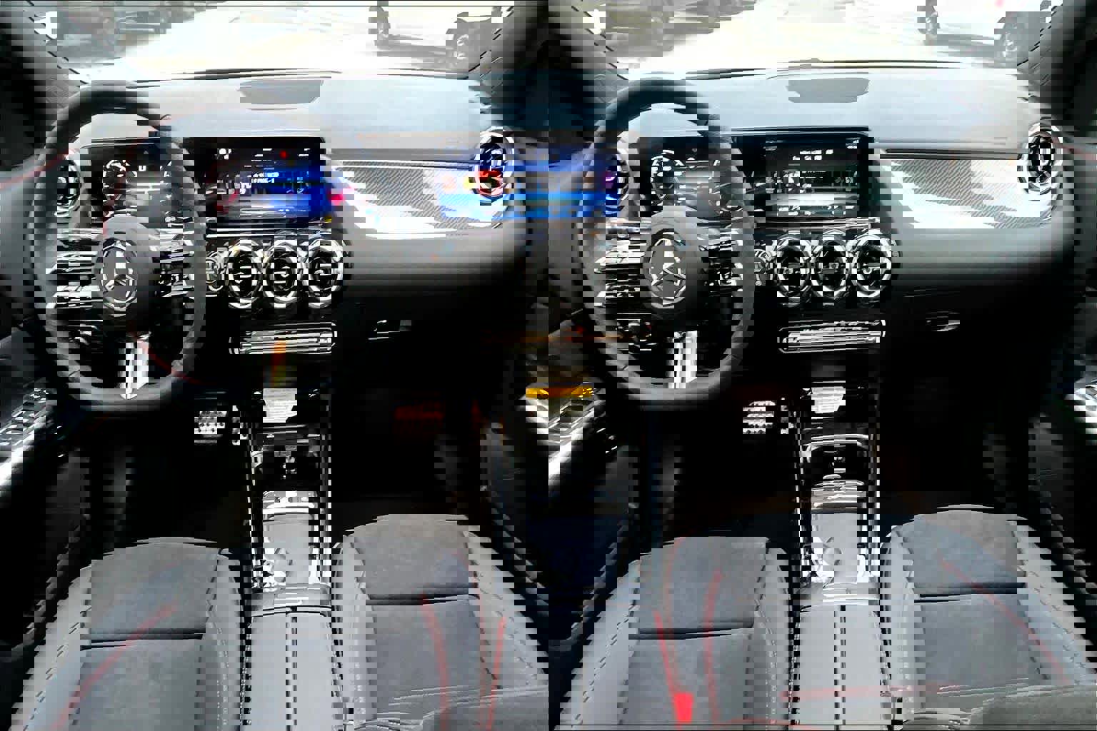 Used 2026 Mercedes-Benz GLA 250 4MATIC image 16