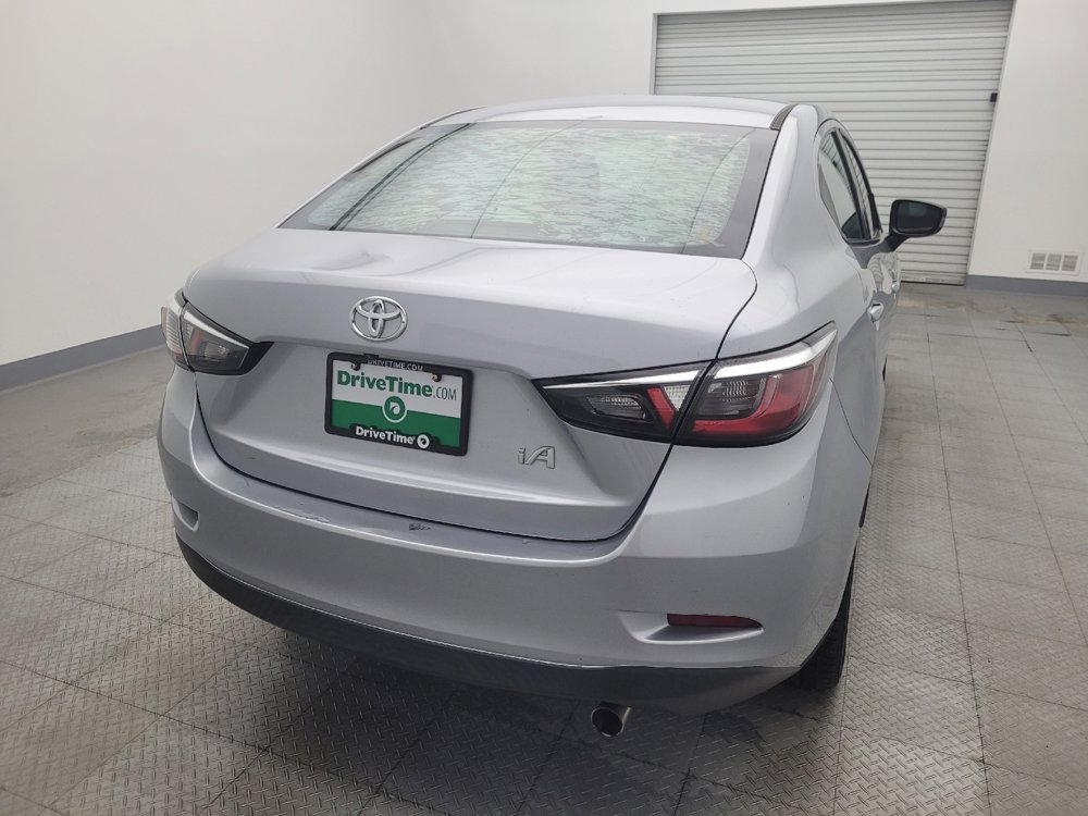 Used 2017 Toyota Yaris iA image 7