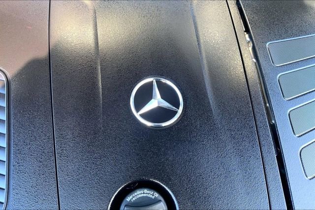 Used 2025 Mercedes-Benz GLC 300 4MATIC image 28