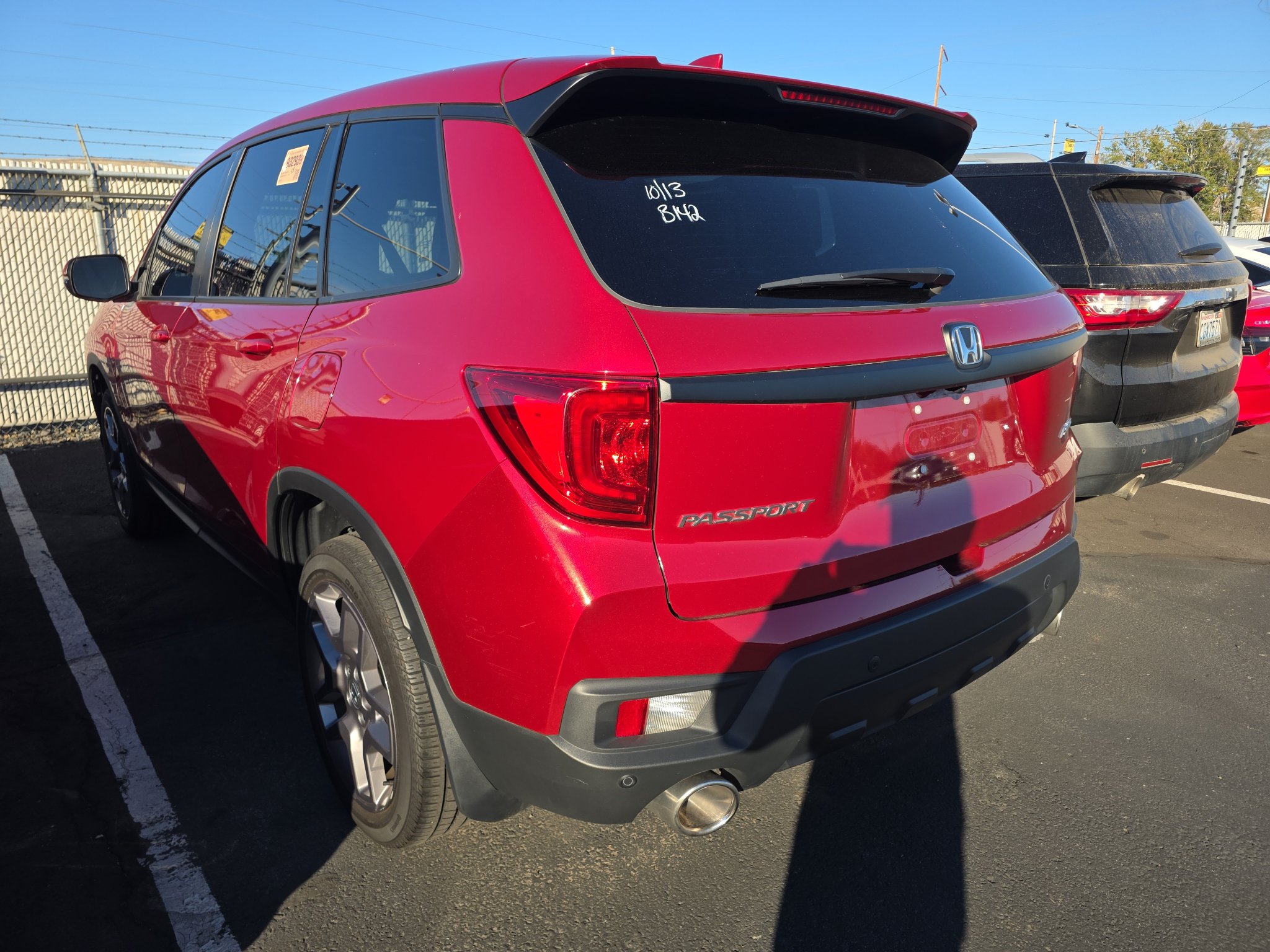 Used 2023 Honda Passport EX-L image 4