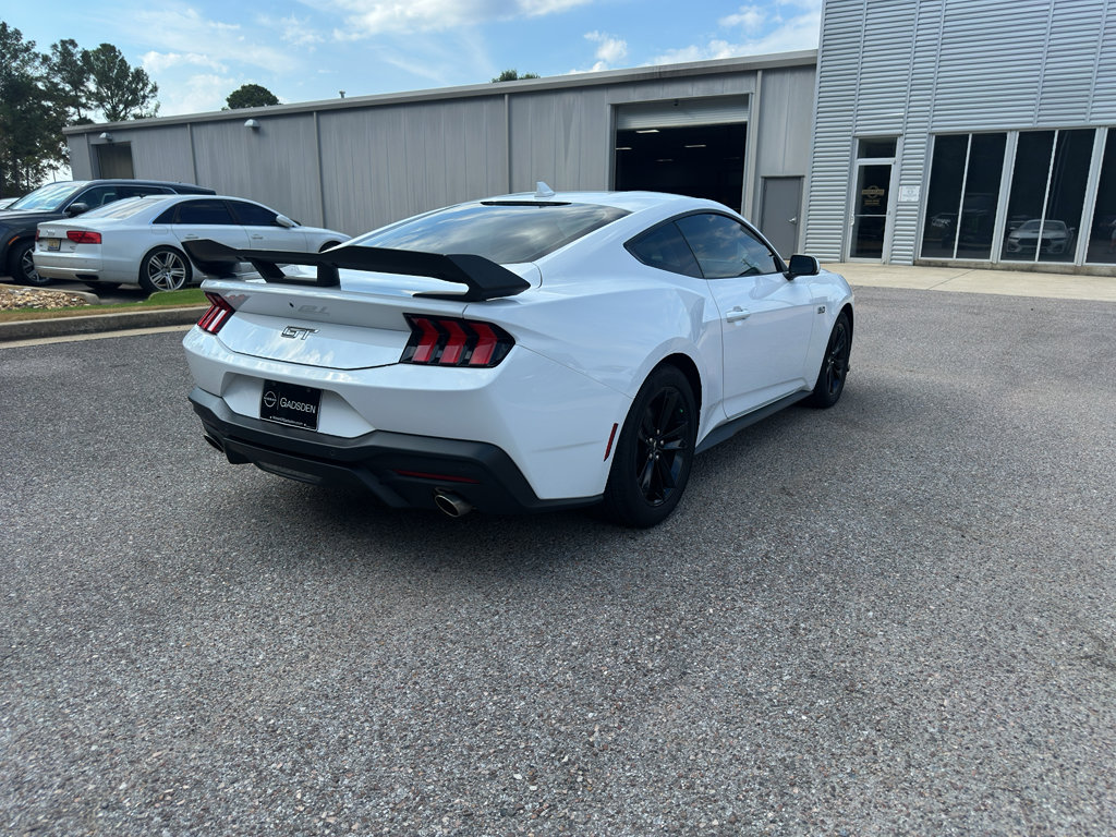 Used 2024 Ford Mustang GT image 3