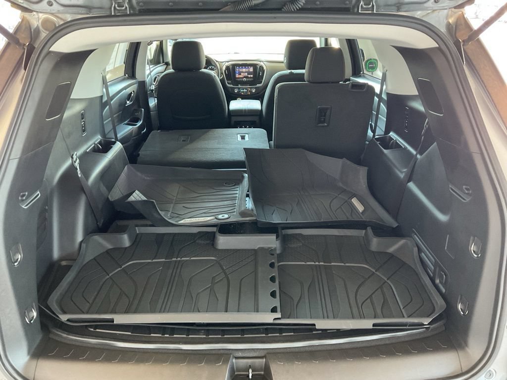 Used 2020 Chevrolet Traverse LS w/ LPO, Floor Liner Package AWD/4WD image 22