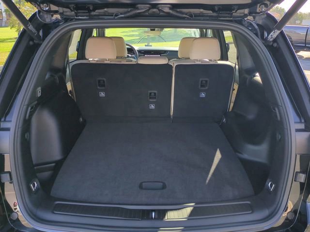 New 2025 Jeep Grand Cherokee Limited w/ Trailer Tow Package image 13