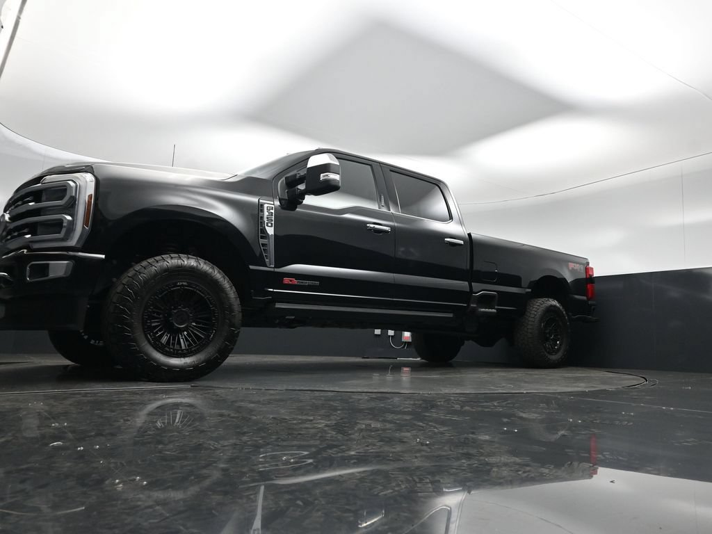 Used 2024 Ford F350 Platinum AWD/4WD image 45