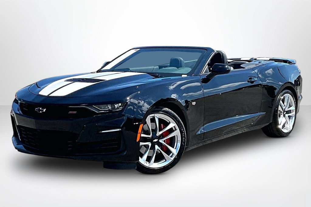 Used 2023 Chevrolet Camaro SS RWD image 3