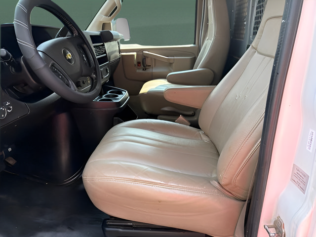 Used 2021 Chevrolet Express 2500 w/ Driver Convenience Package RWD image 9