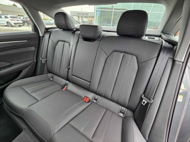 New 2026 Audi A6 Premium Plus AWD/4WD image 17
