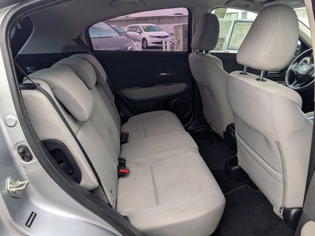 Used 2019 Honda HR-V LX image 7