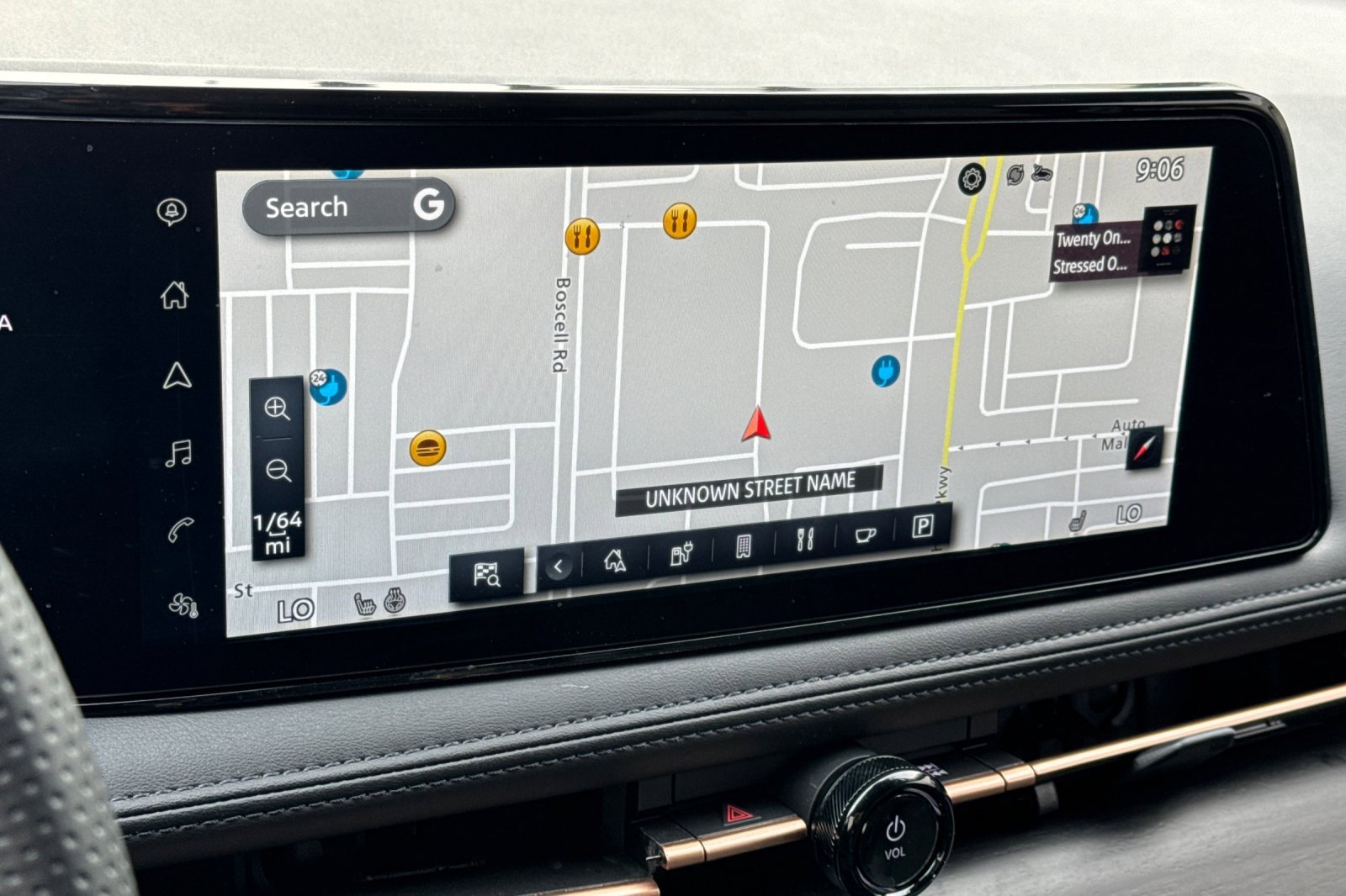 Certified 2024 Nissan Ariya FWD image 22