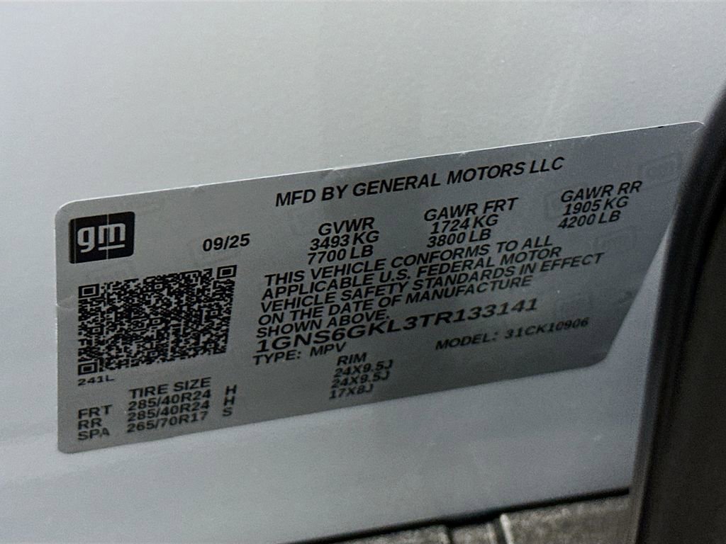 New 2026 Chevrolet Suburban High Country image 37