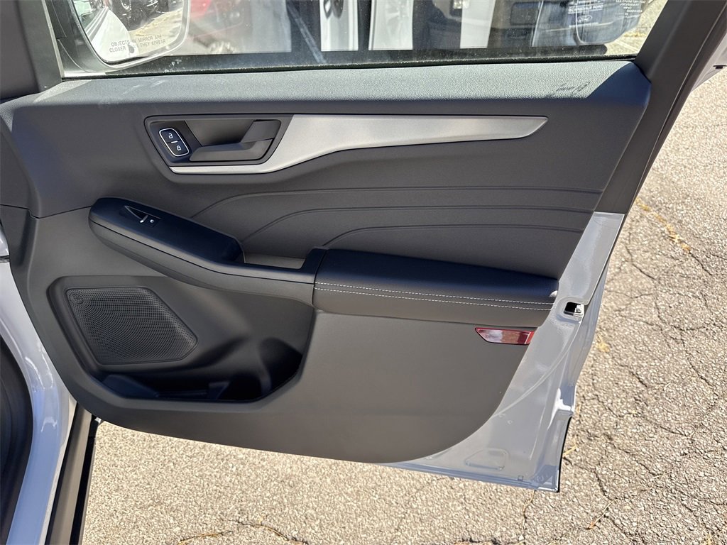 Used 2025 Ford Escape Active w/ Tech Pack #1 image 28