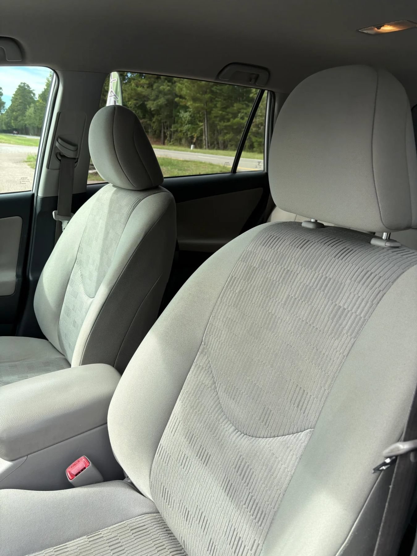 Used 2010 Toyota RAV4 4WD w/ Base L4 Extra Value Pkg image 11