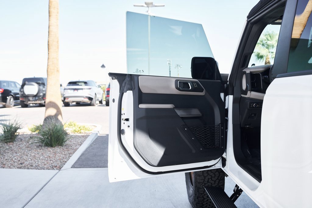 Used 2022 Ford Bronco Wildtrak image 17