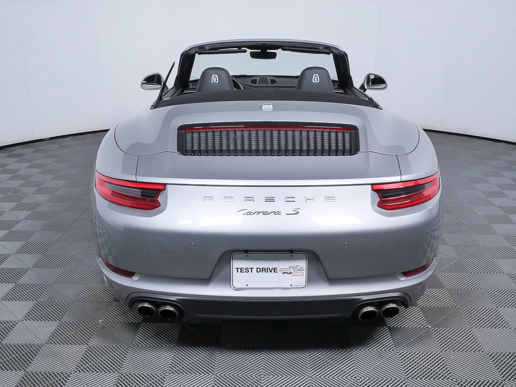 Certified 2019 Porsche 911 Carrera S image 19