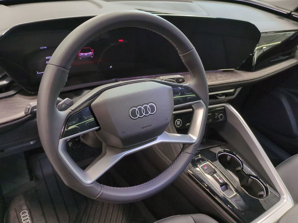 Used 2025 Audi Q5 Premium w/ Convenience Package image 15