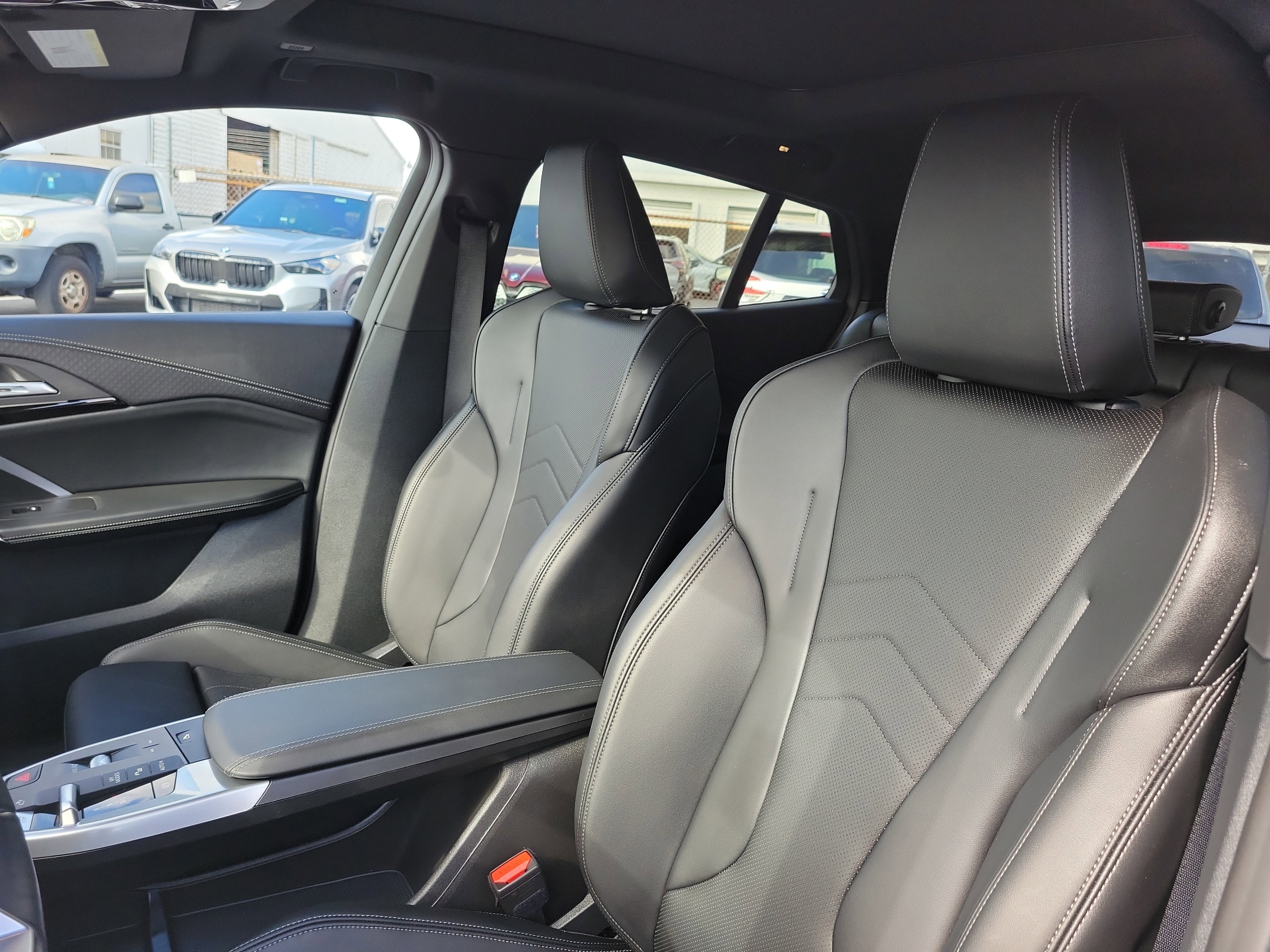 Used 2025 BMW X2 xDrive28i image 22