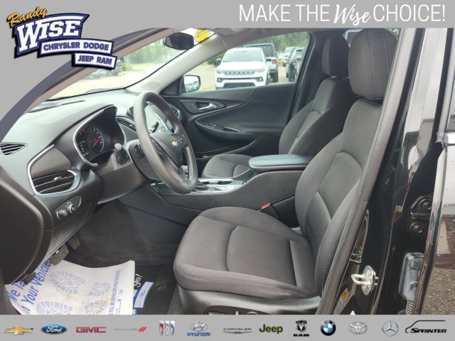 Used 2021 Chevrolet Malibu LT FWD image 17