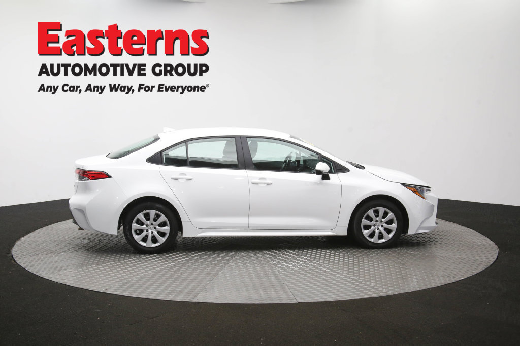Used 2025 Toyota Corolla LE FWD image 42
