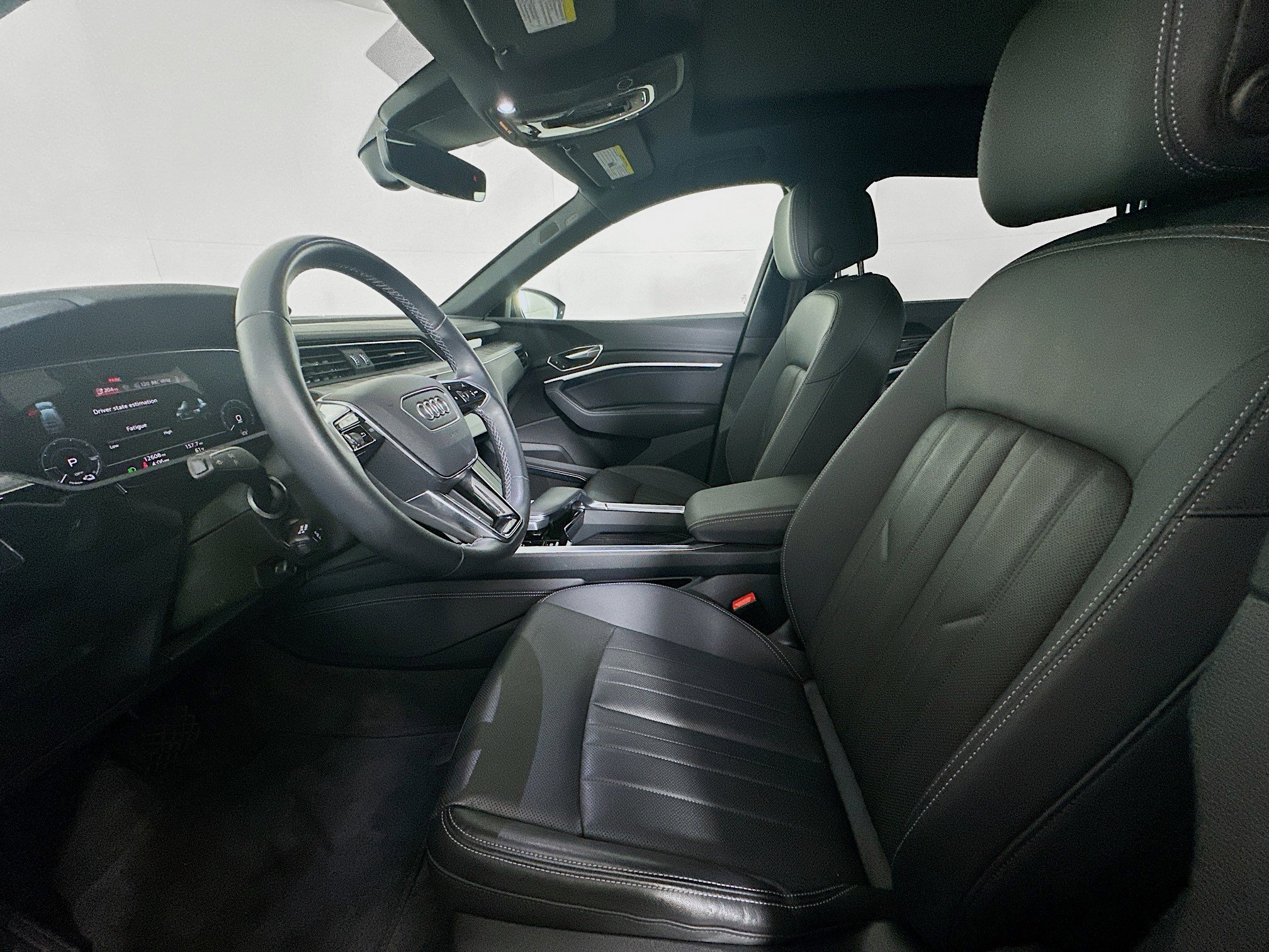 Used 2024 Audi Q8 e-tron Premium Plus w/ Premium Plus Package image 13