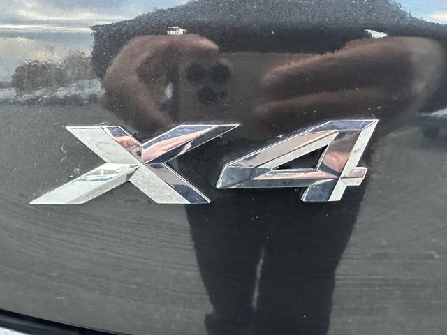 Used 2024 BMW X4 xDrive30i image 9