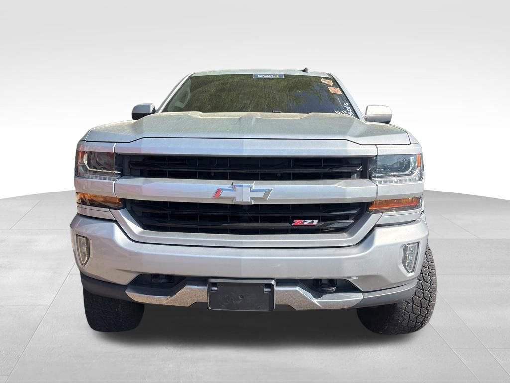Used 2017 Chevrolet Silverado 1500 LT w/ All Star Edition image 3
