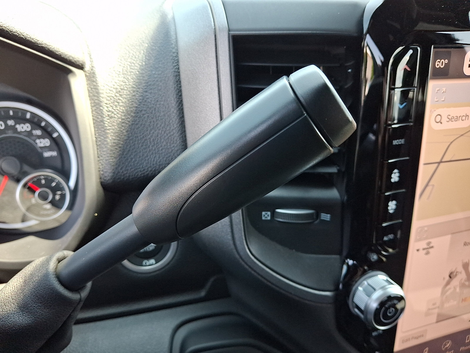 New 2026 RAM 3500 Tradesman AWD/4WD image 10