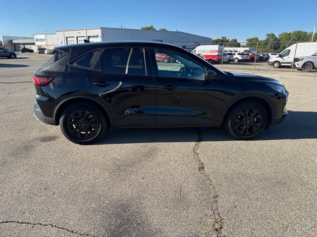 Certified 2025 Ford Escape Active FWD image 9