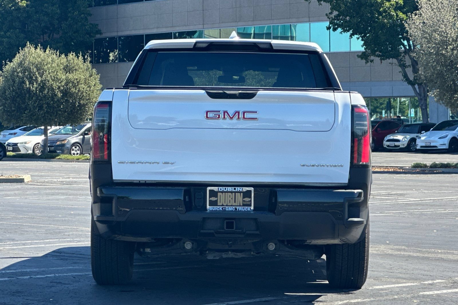 Used 2026 GMC Sierra EV Elevation AWD/4WD image 5