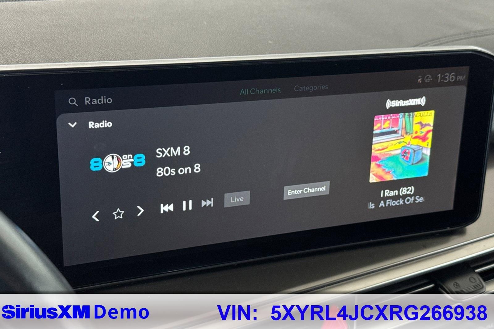 Used 2024 Kia Sorento S image 36