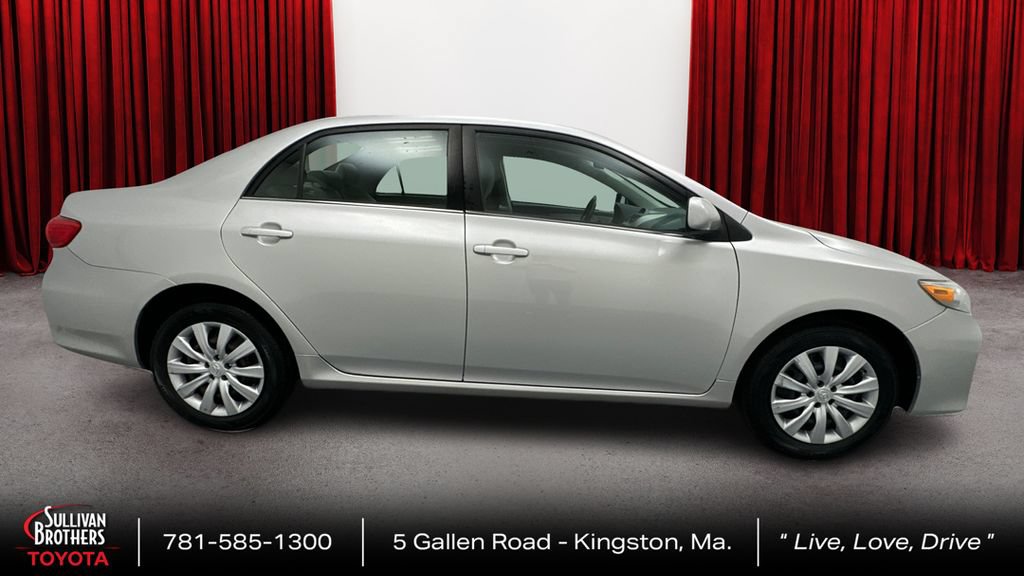 Used 2013 Toyota Corolla LE FWD image 4