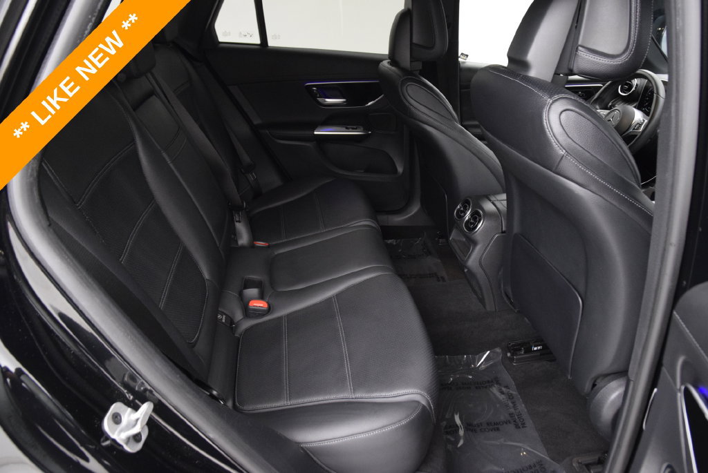 Used 2024 Mercedes-Benz GLC 300 4MATIC image 18