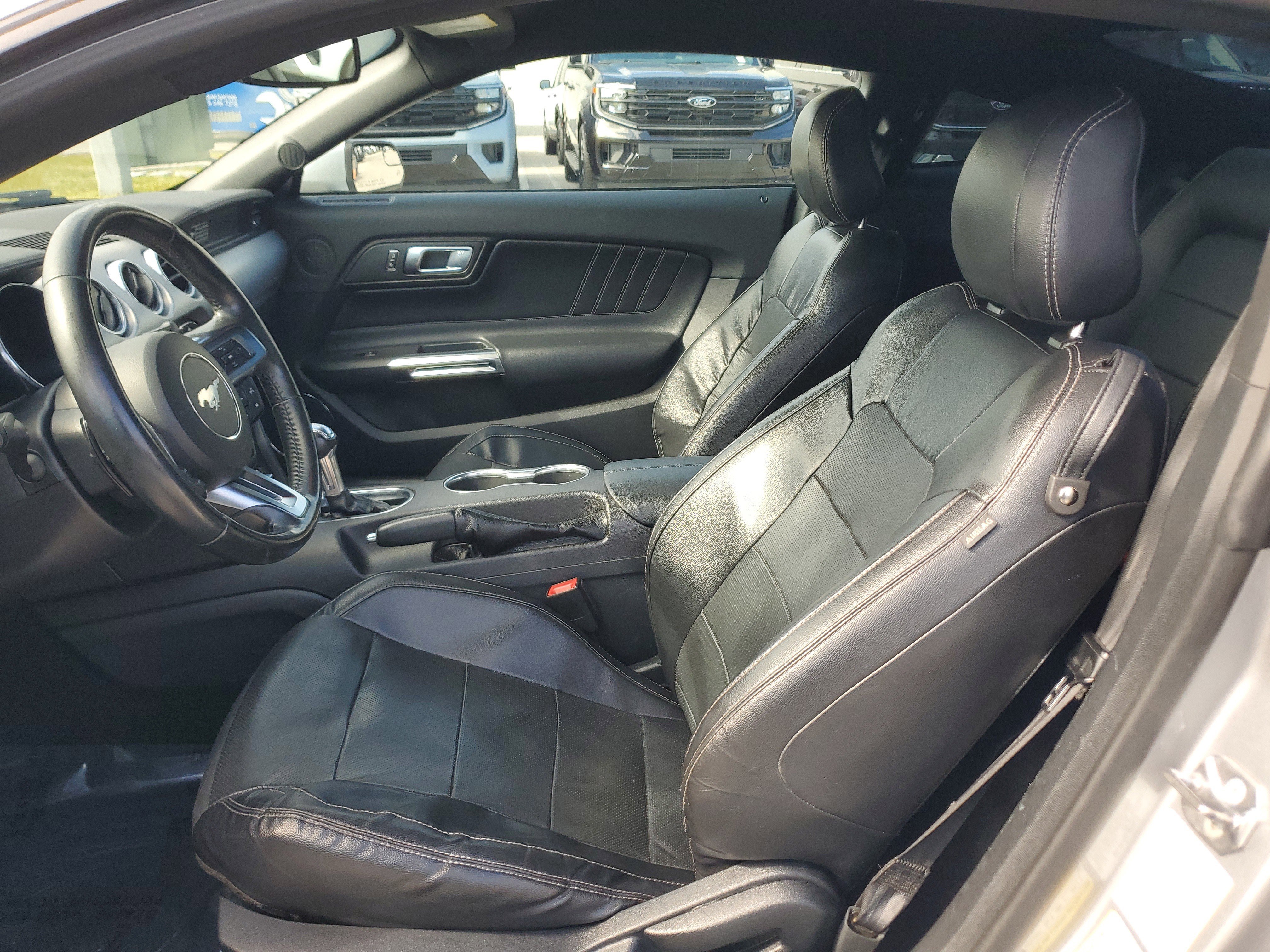 Used 2020 Ford Mustang Premium RWD image 10