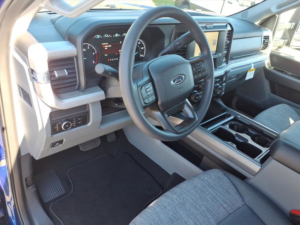 New 2026 Ford F350 XLT w/ FX4 Off-Road Package image 9
