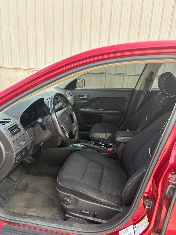 Used 2012 Ford Fusion SE FWD image 7