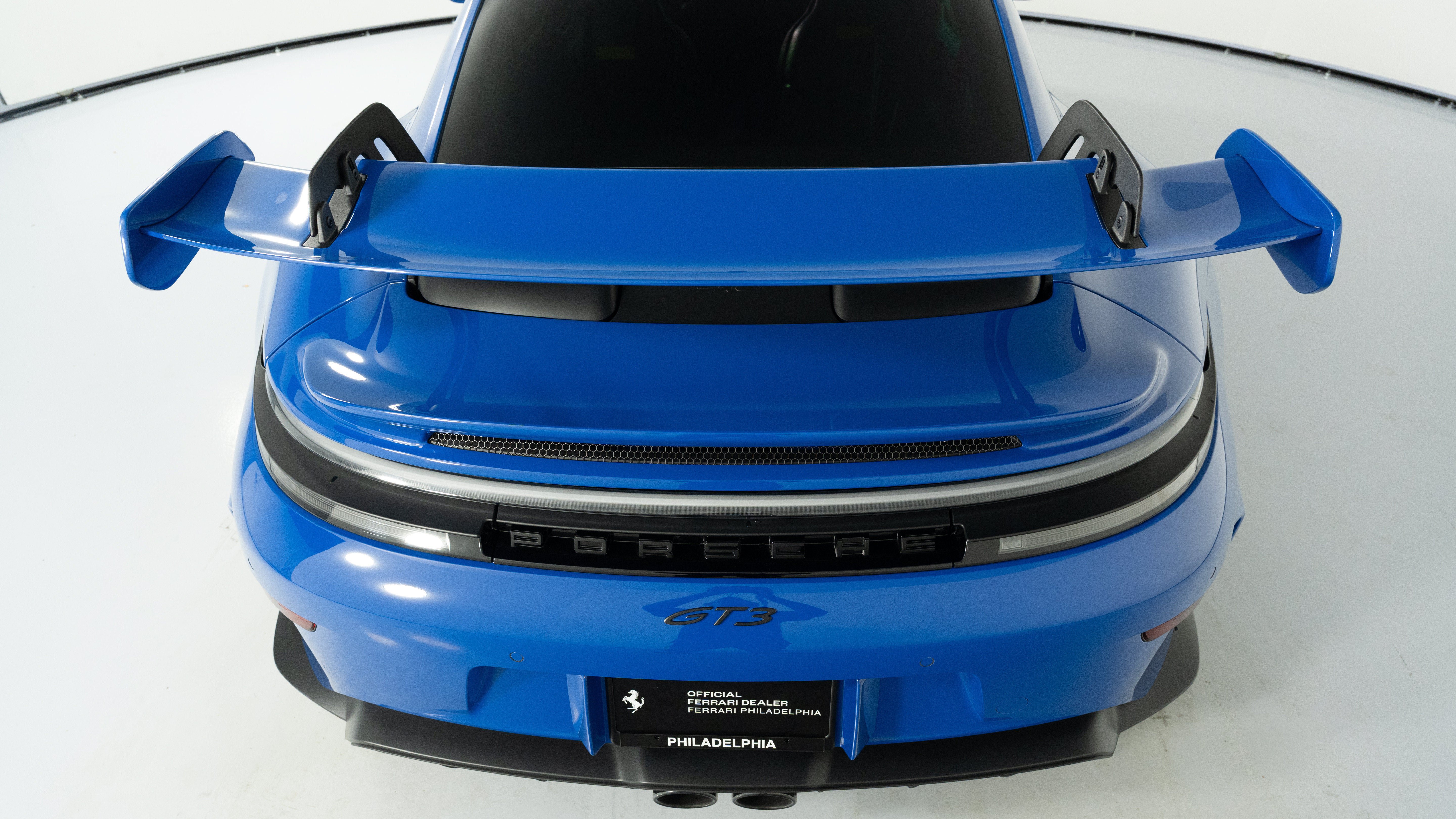 Used 2025 Porsche 911 GT3 RWD image 14