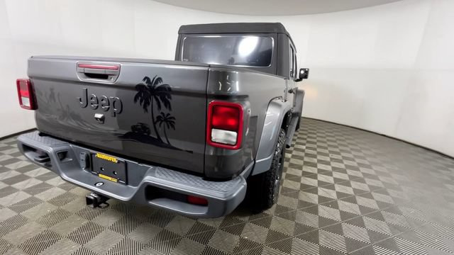 Used 2022 Jeep Gladiator Sport AWD/4WD image 5