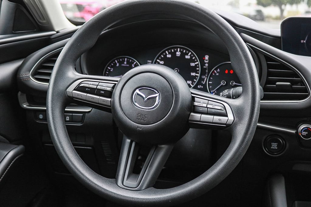 Used 2020 MAZDA MAZDA3 Sedan FWD image 15