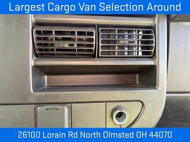 Used 2024 Chevrolet Express 2500 w/ Driver Convenience Package RWD image 27