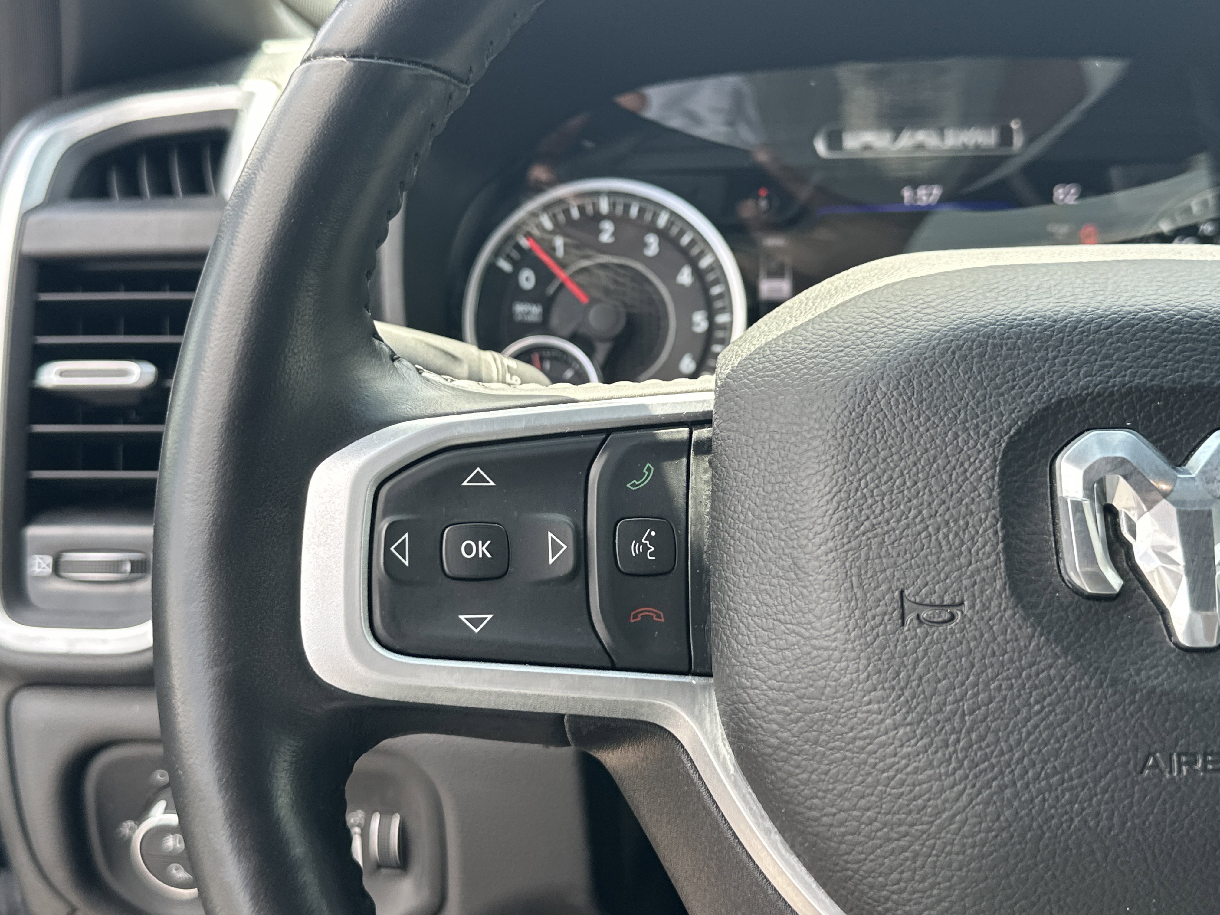 Used 2023 RAM 1500 Big Horn image 28