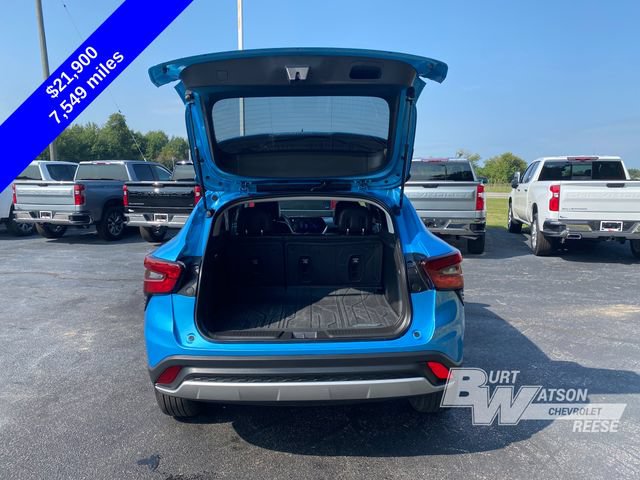 Used 2025 Chevrolet Trax LT FWD image 20