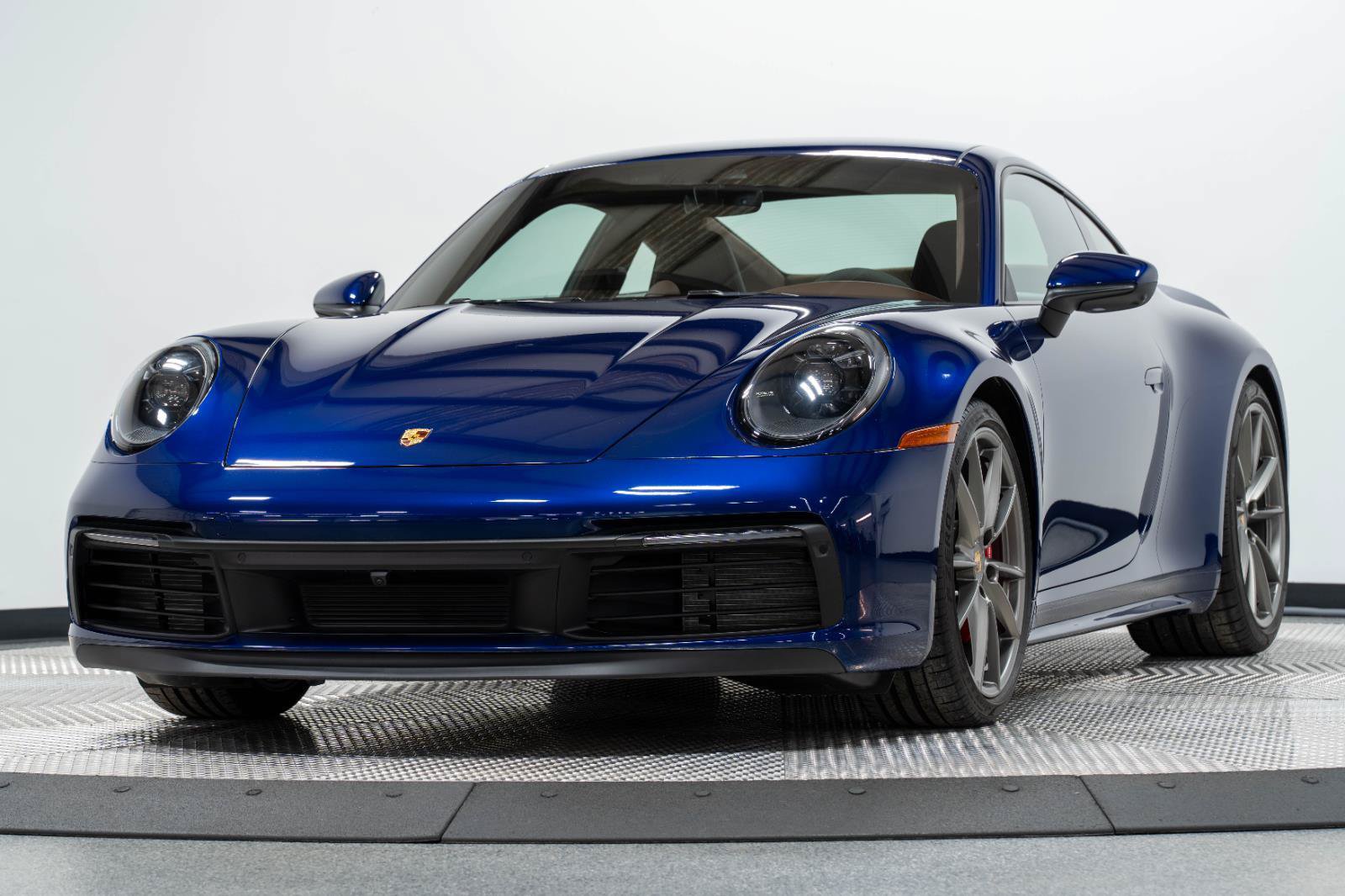 Used 2024 Porsche 911 Carrera 4S AWD/4WD image 7