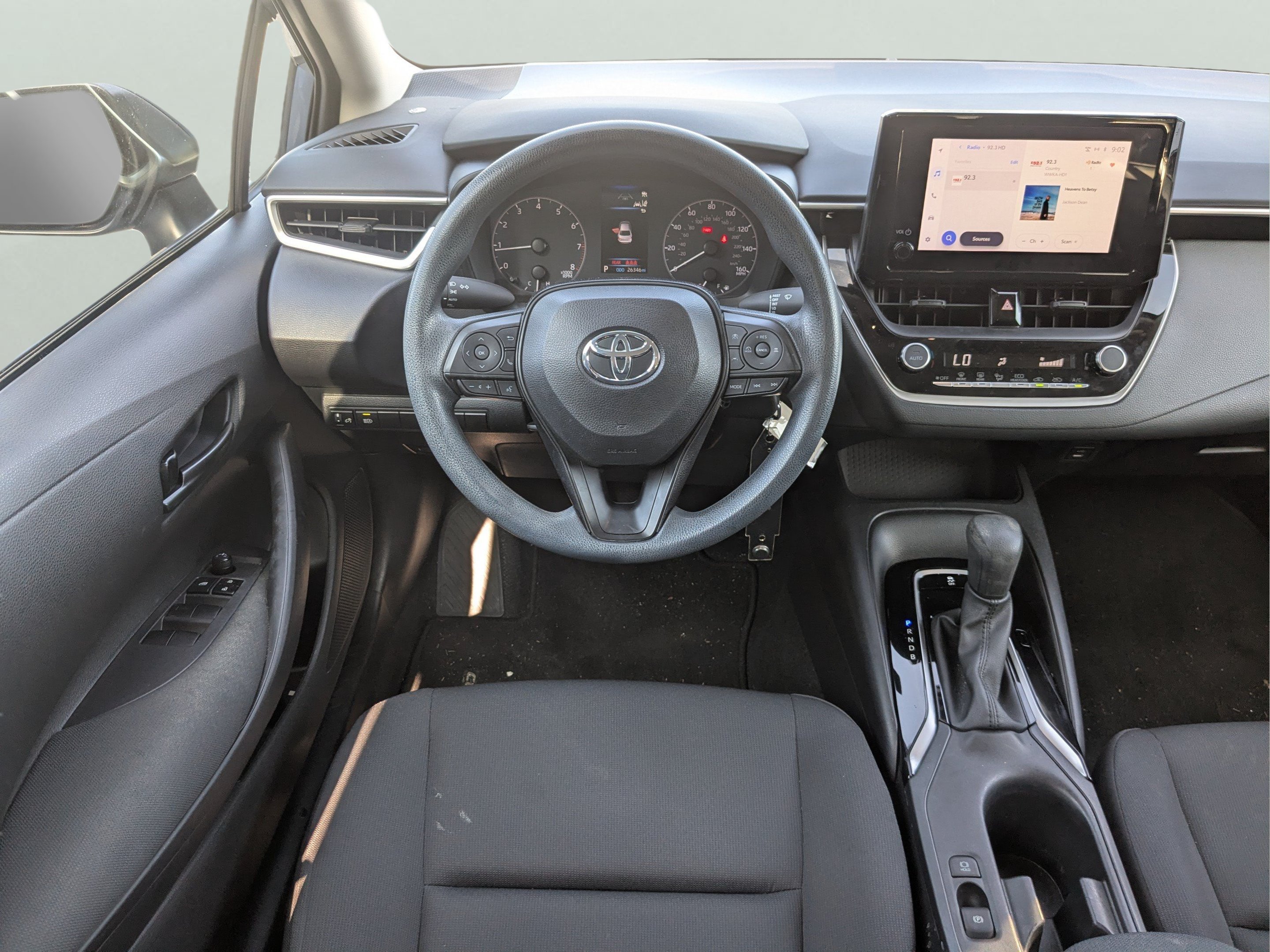 Used 2024 Toyota Corolla LE FWD image 12
