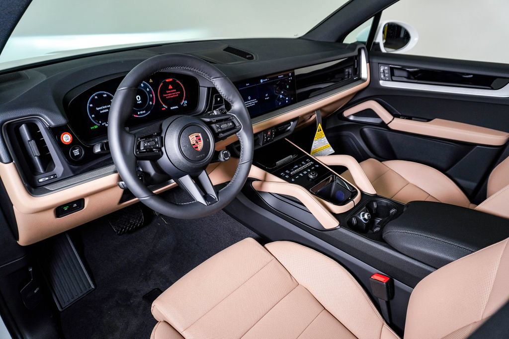 New 2026 Porsche Cayenne AWD/4WD image 4