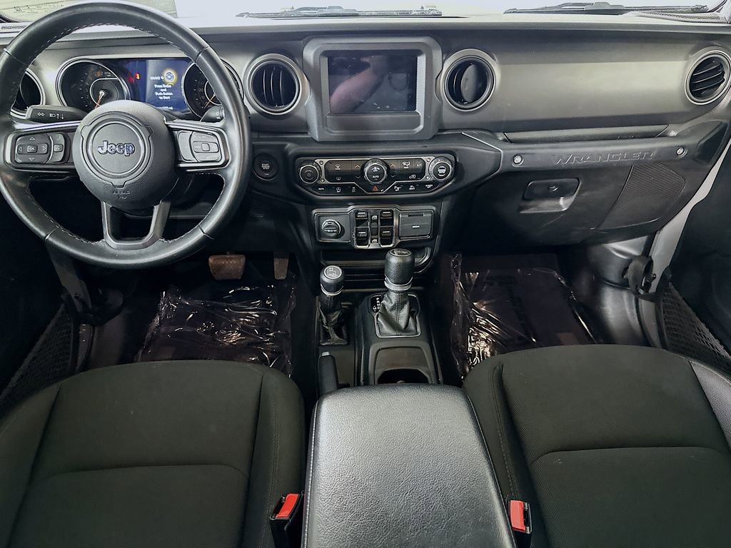 Used 2021 Jeep Wrangler Unlimited Sport AWD/4WD image 18