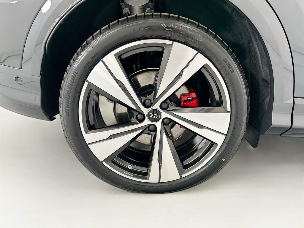 New 2026 Audi SQ5 Premium Plus AWD/4WD image 32